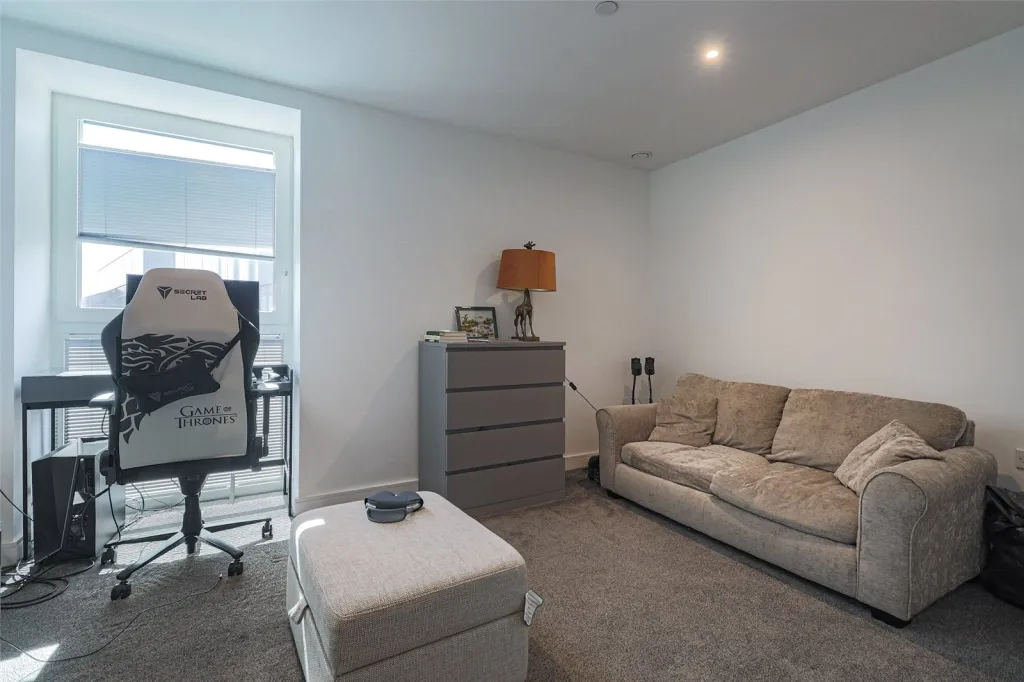 Brigadier Walk, Woolwich, SE18, photo 7