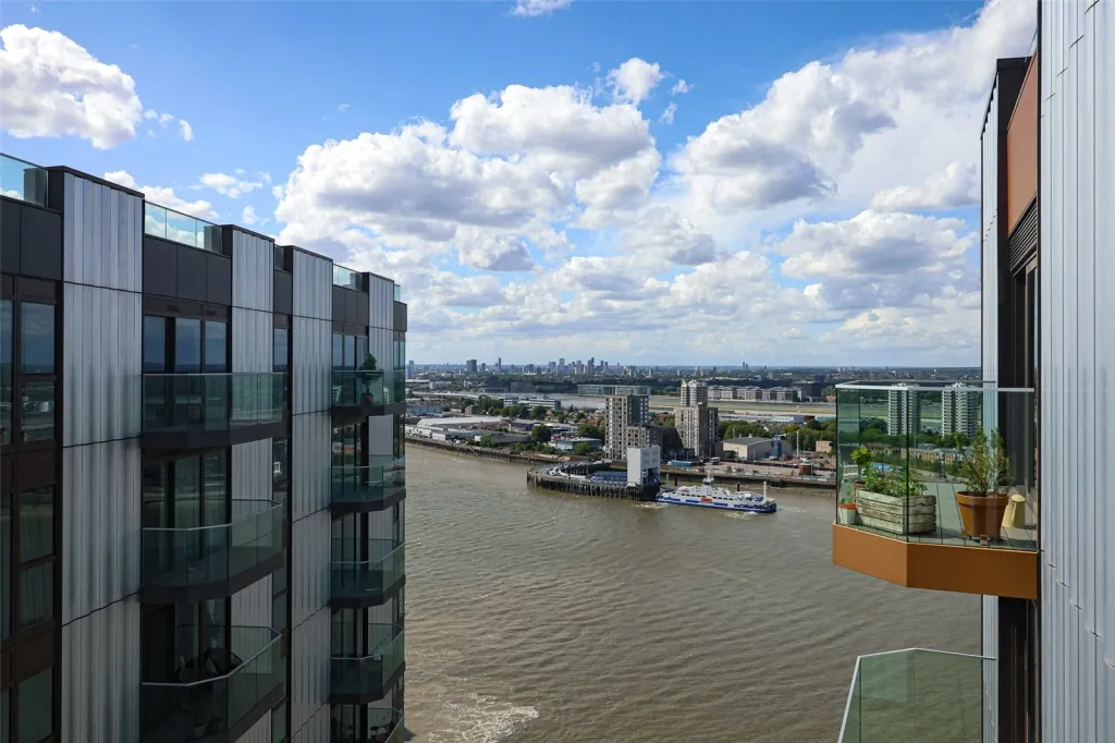 Brigadier Walk, Woolwich, SE18, photo 20