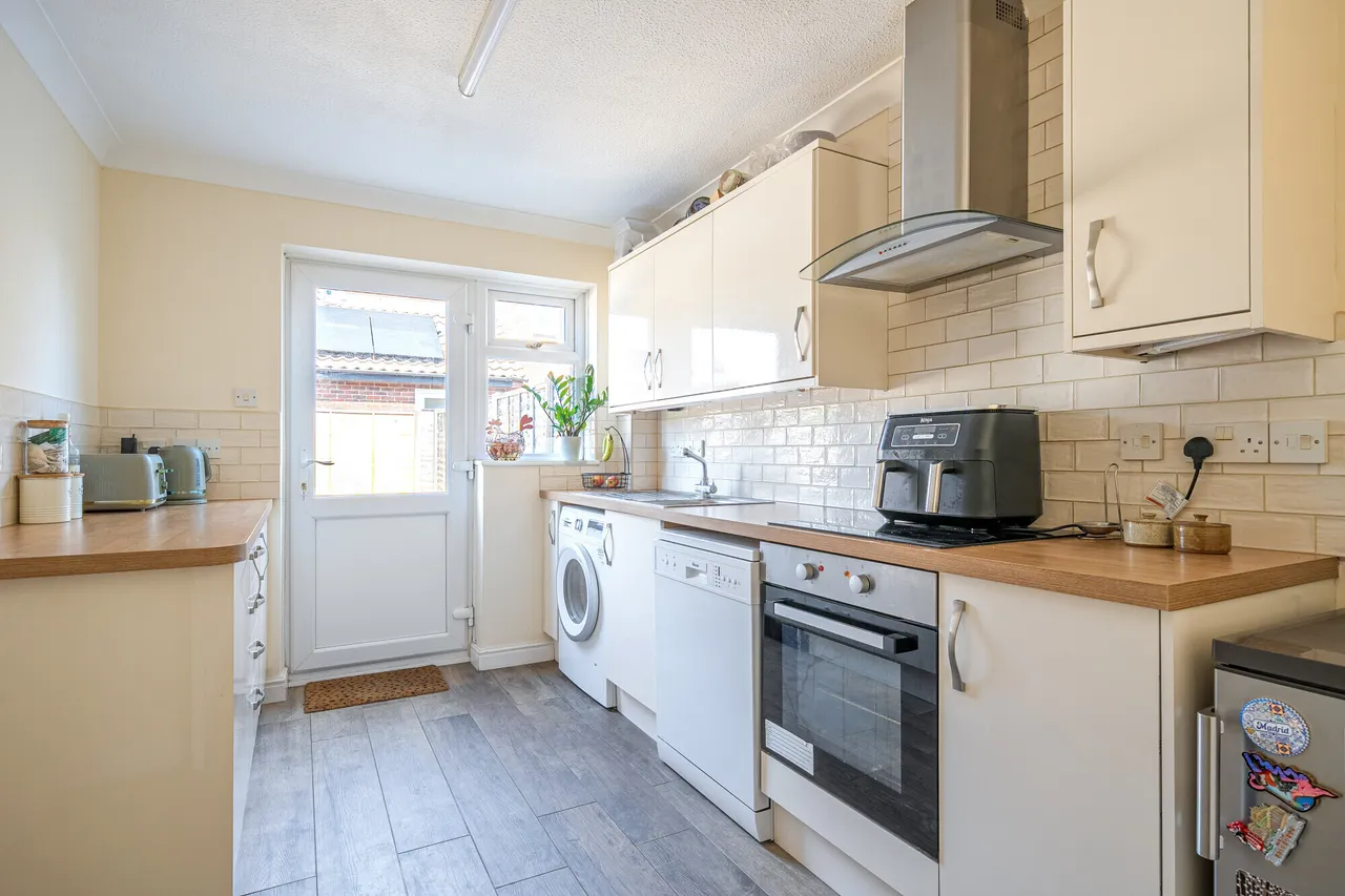 Small Street, Chirton, SN10, photo 5