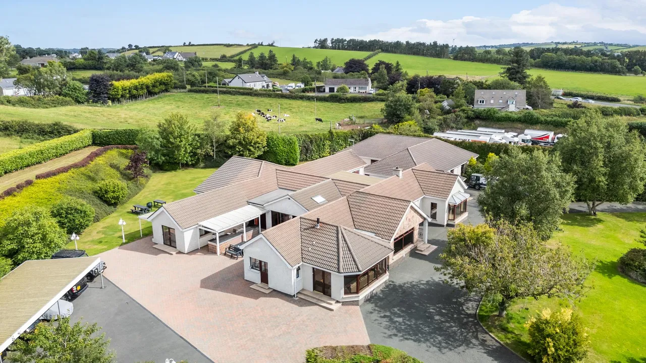 5 bed house for sale, Old Belfast Road, Ballynahinch, BT24