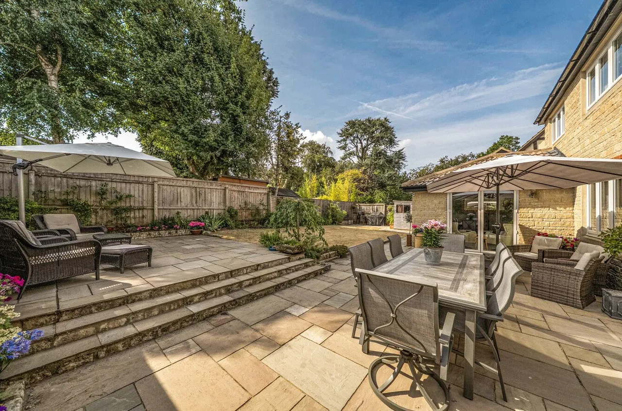 Barry Place, Derry Hill, Calne, Wiltshire, SN11 9NX, photo 15