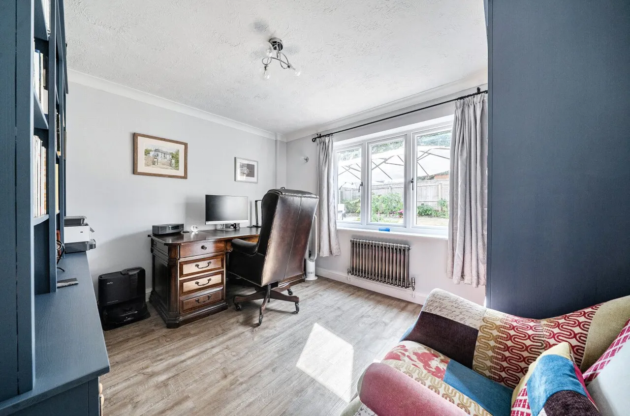 Barry Place, Derry Hill, Calne, Wiltshire, SN11 9NX, photo 6