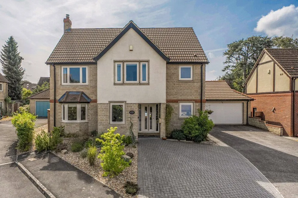Barry Place, Derry Hill, Calne, Wiltshire, SN11 9NX, photo 5