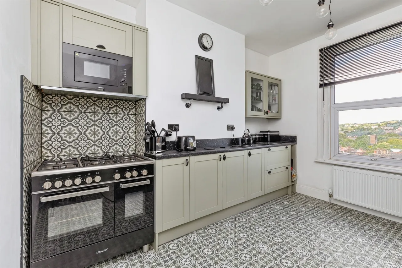 Hughenden Road, Hastings, photo 2