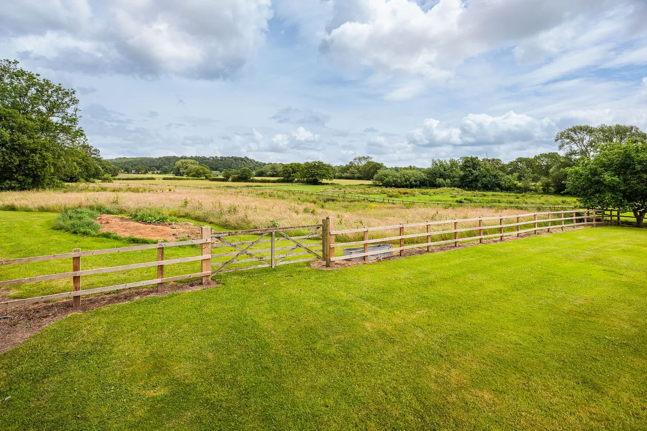Weetwood, Tarporley, photo 31