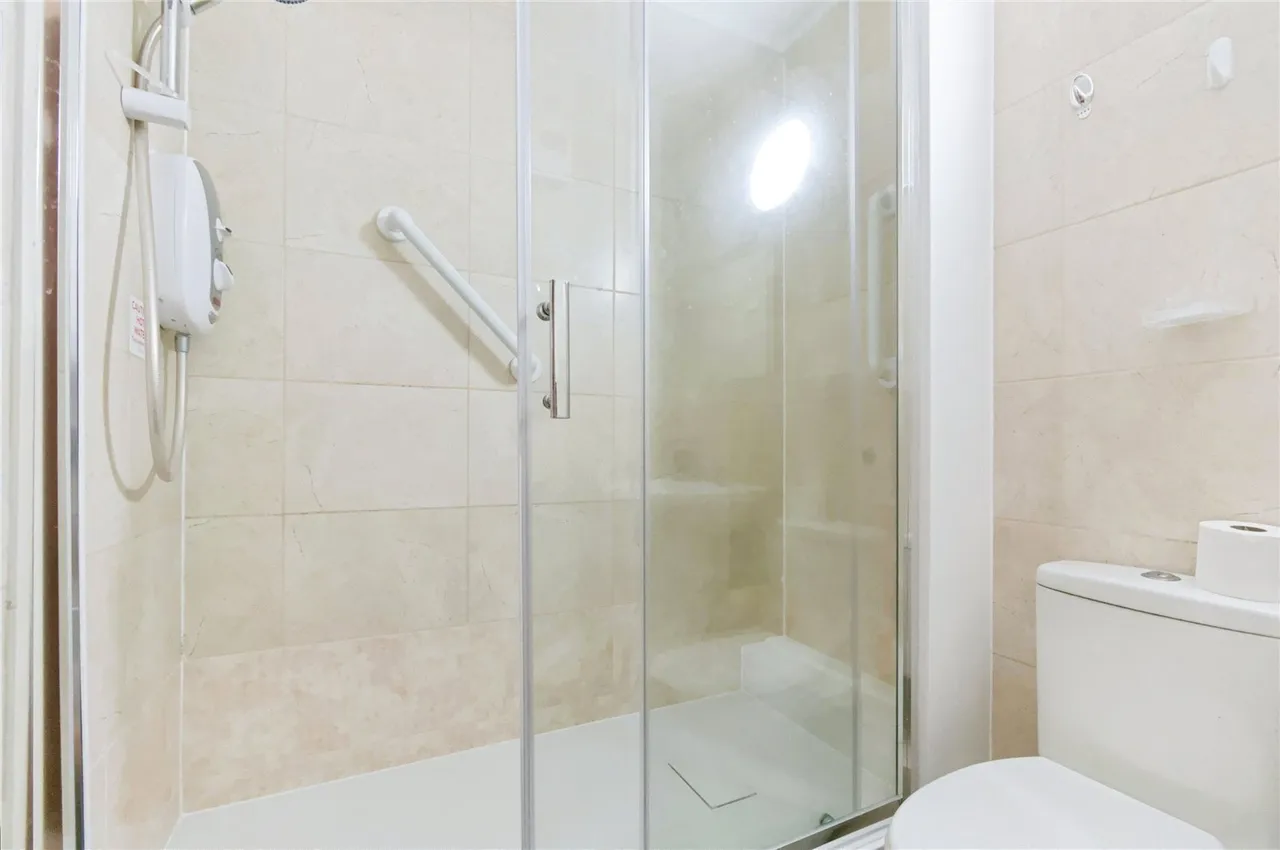 The Avenue, Eastbourne, BN21, photo 9
