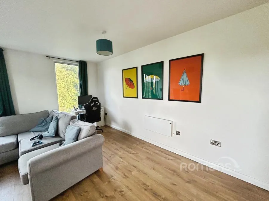 Farnborough Road, Farnborough, GU14, photo 5