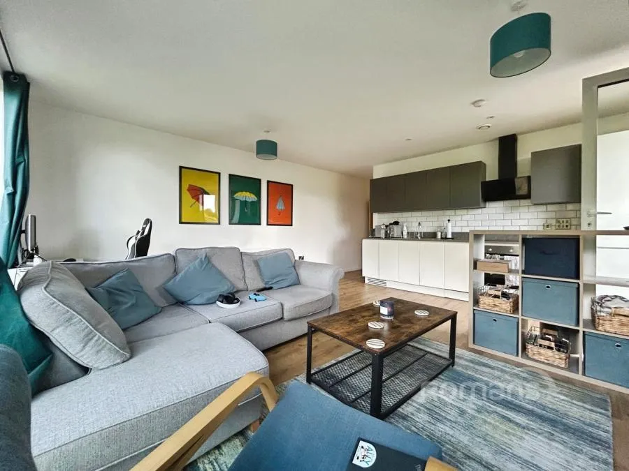 Farnborough Road, Farnborough, GU14, photo 6