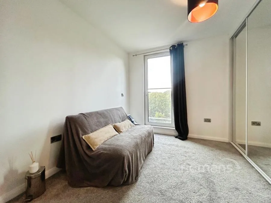 Farnborough Road, Farnborough, GU14, photo 11