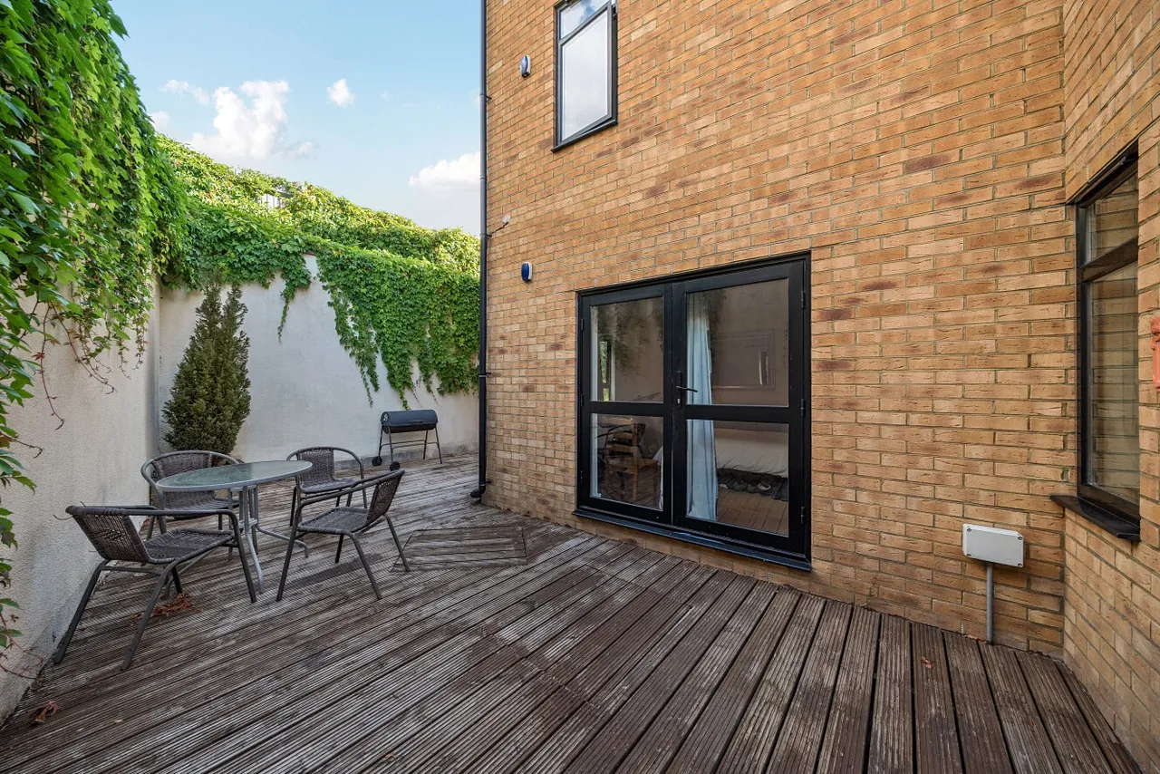 East Gardens, Colliers Wood, London, SW17, photo 6