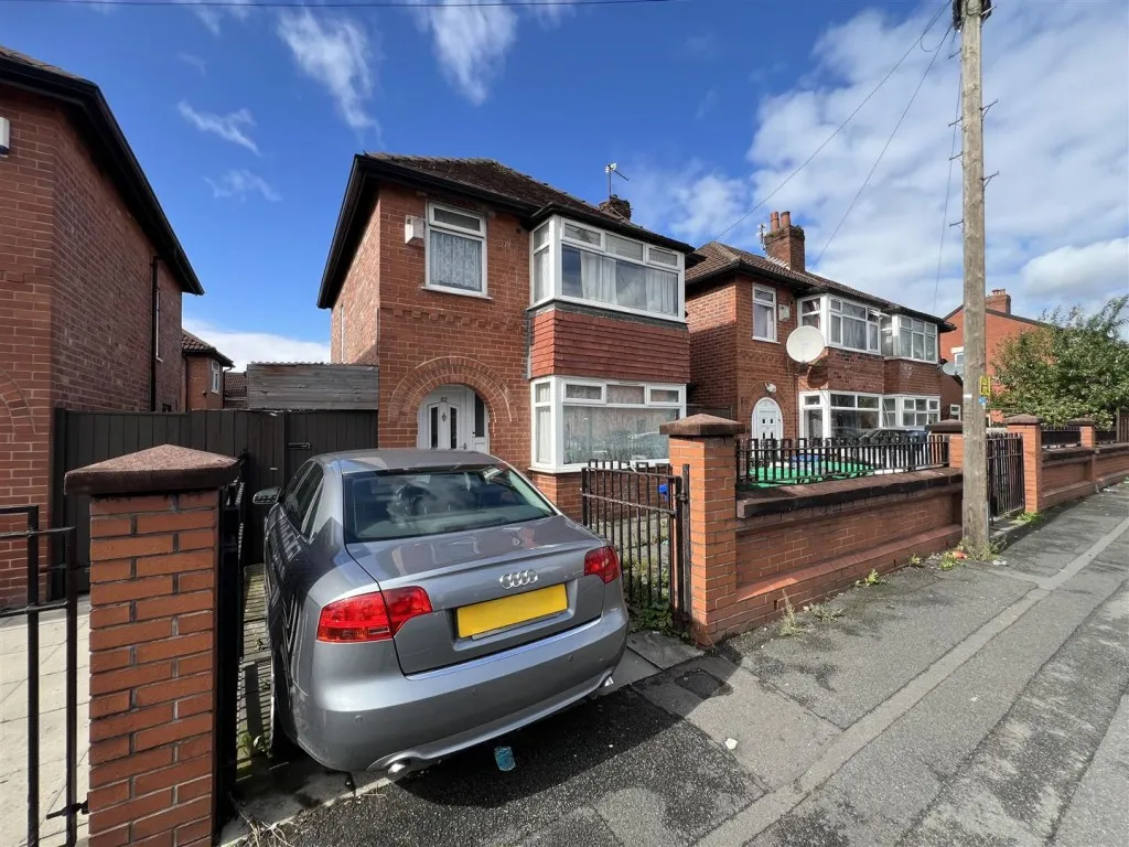 3 bed house for sale, Northmoor Road, Manchester, M12