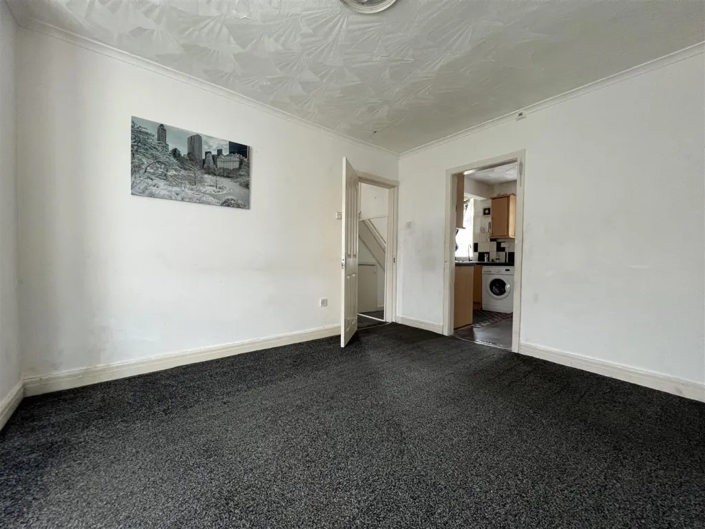Northmoor Road, Manchester, M12, photo 3
