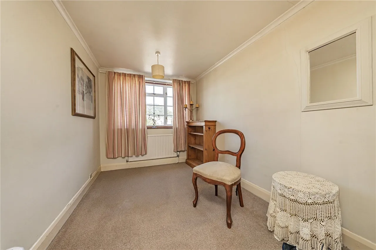 Summerhouse Lane, Harmondsworth, UB7, photo 9