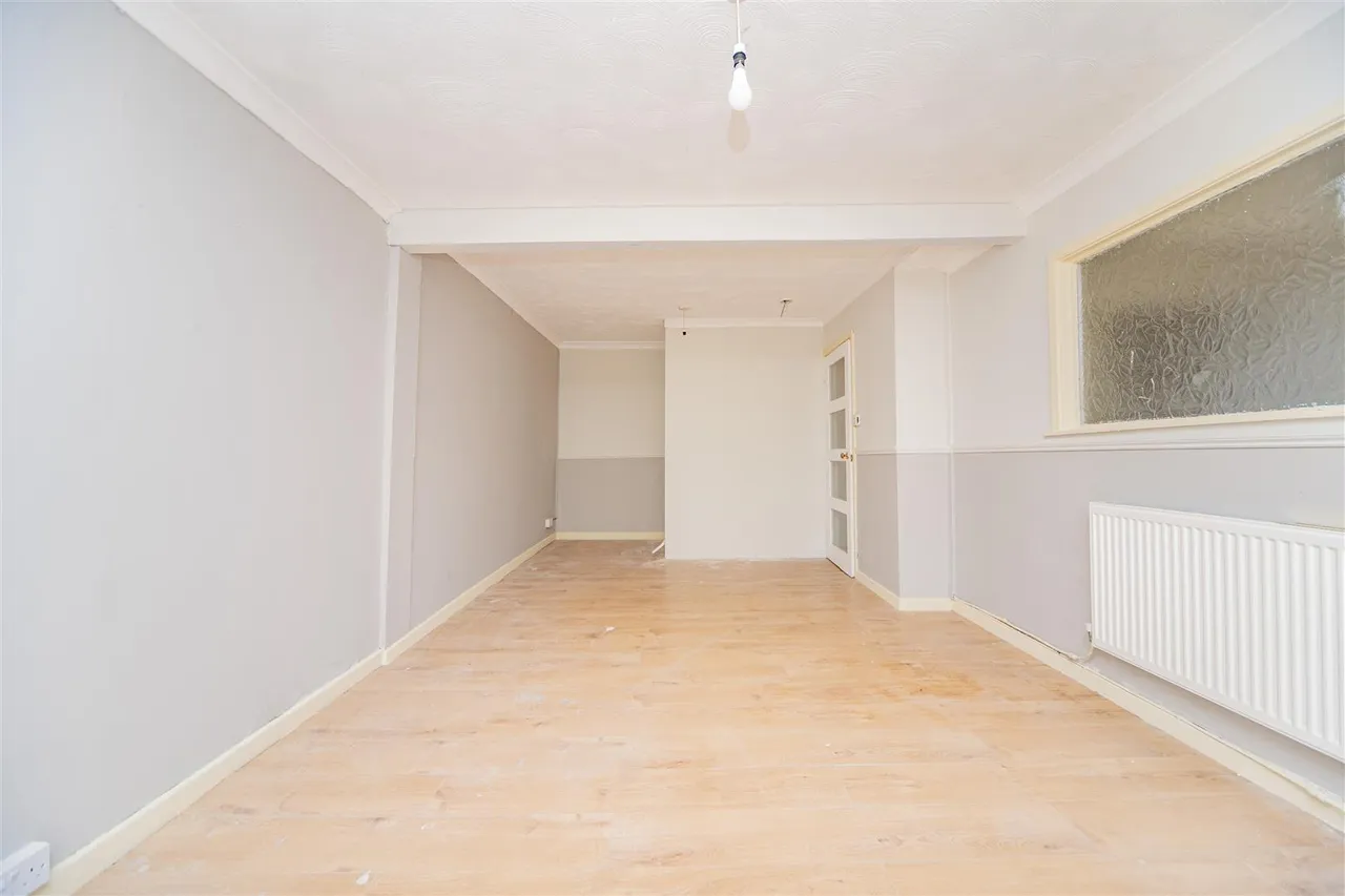 East Road, Tylorstown, Ferndale, CF43 3BU, photo 3