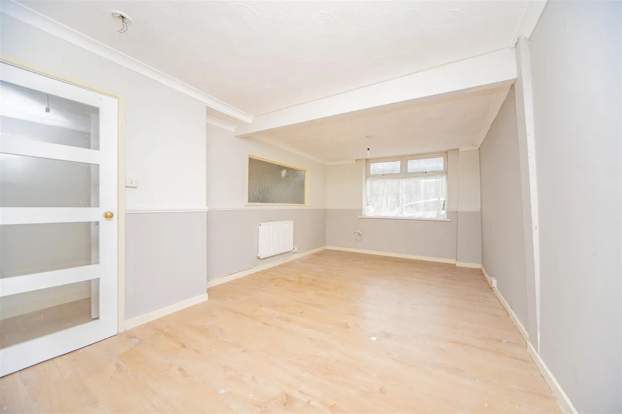 East Road, Tylorstown, Ferndale, CF43 3BU, photo 8