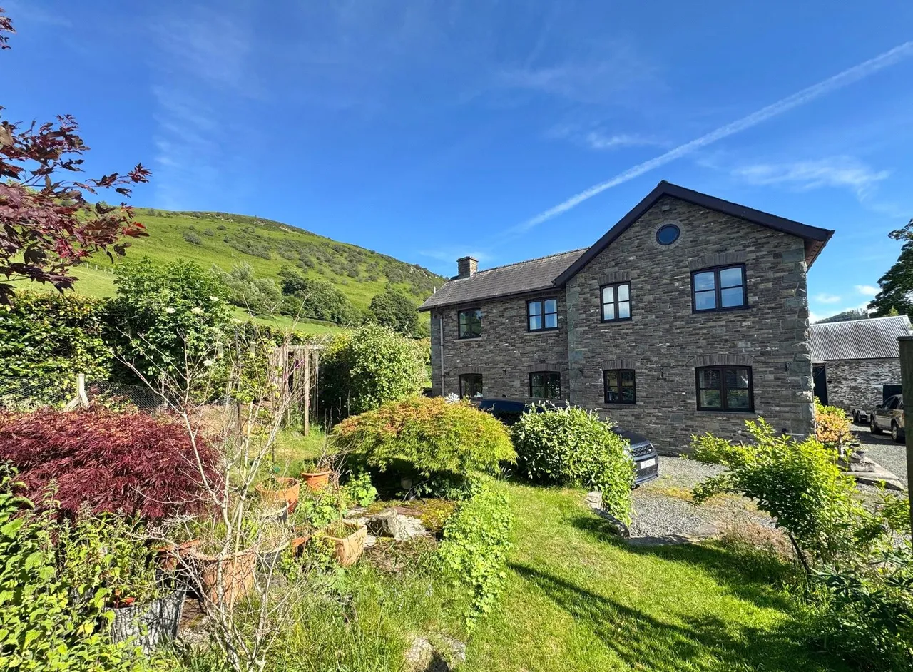Llanfaredd, Builth Wells, Powys, LD2 3UG, photo 30
