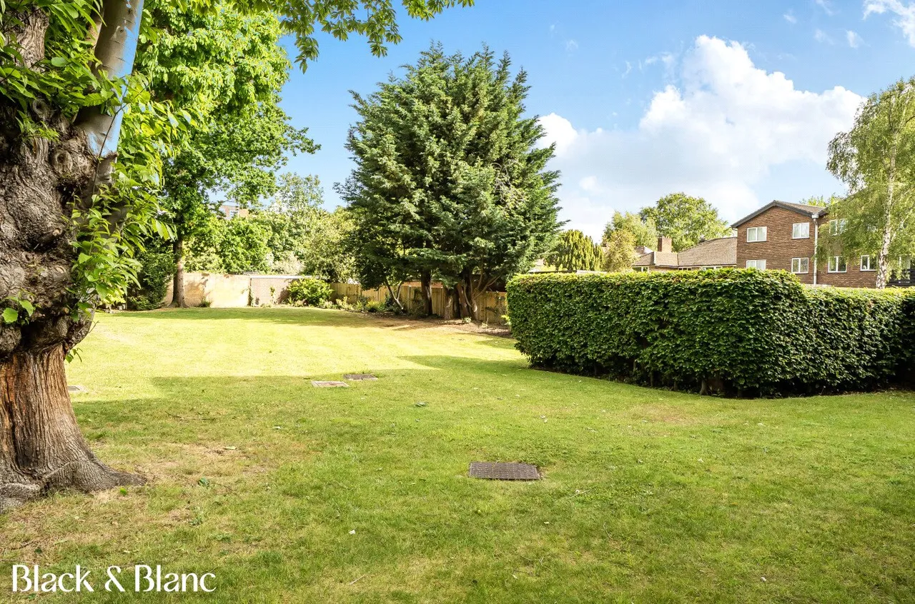Silverwood Close, Beckenham, BR3, photo 11