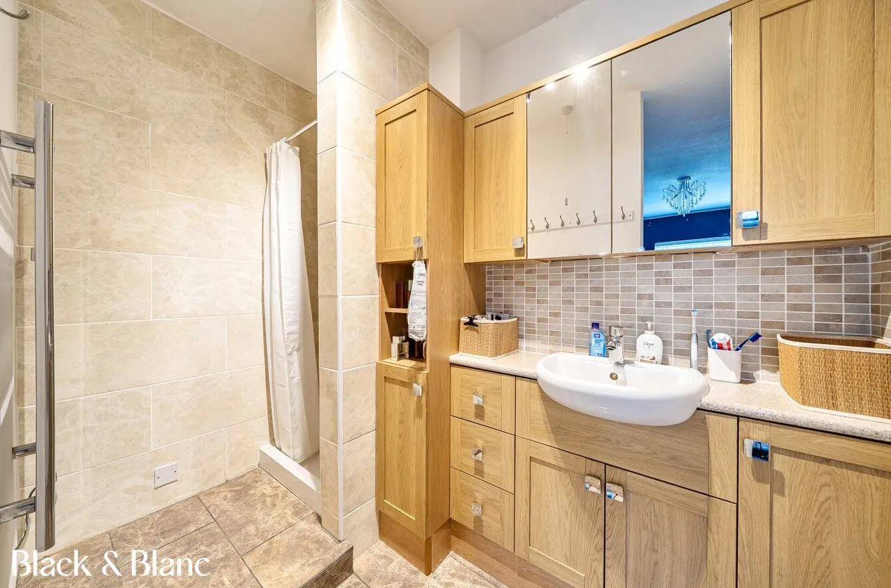Silverwood Close, Beckenham, BR3, photo 10