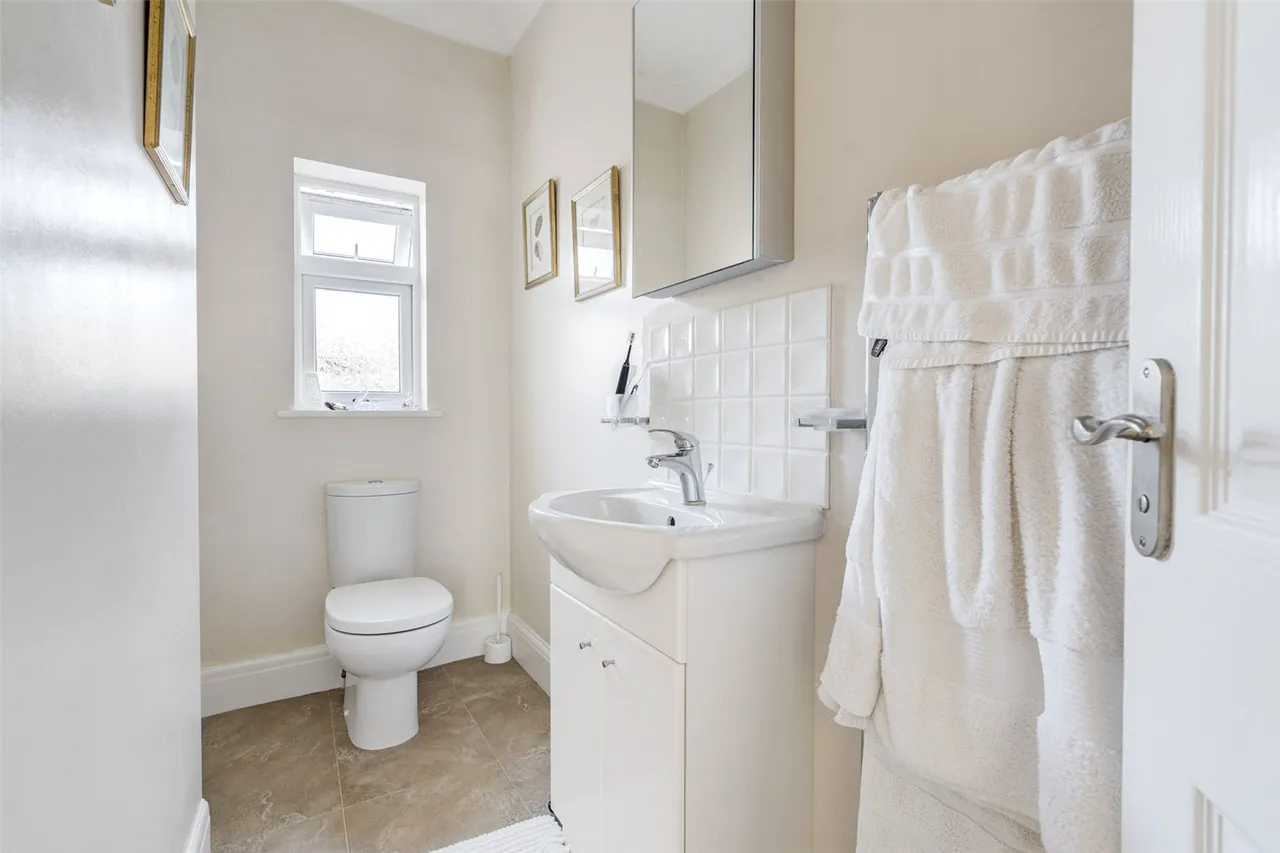 West Drive, Ferring, BN12, photo 12