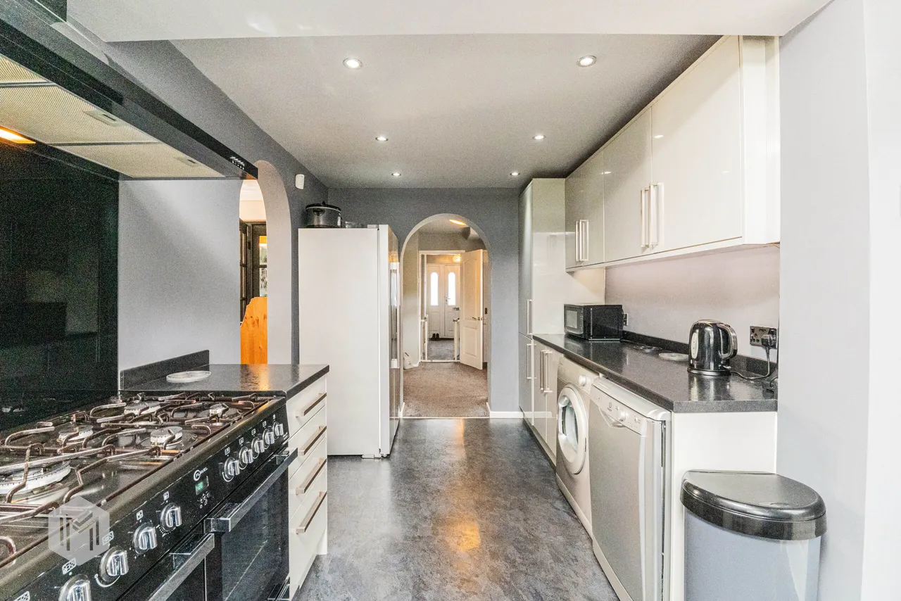 Bardsley Close, Bolton, BL2 4AU, photo 6
