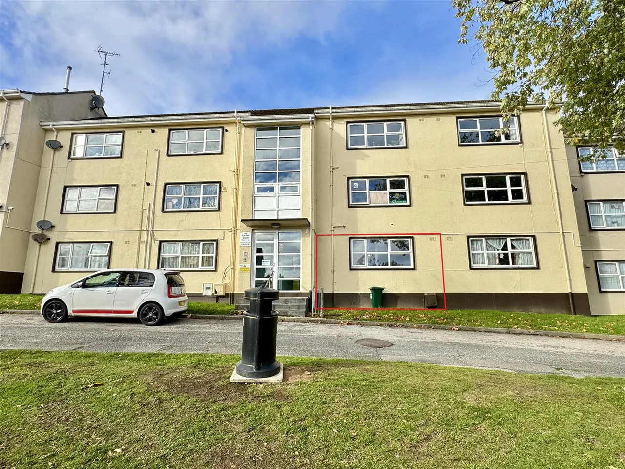 1 bed flat for sale, Poltair Court, St. Austell