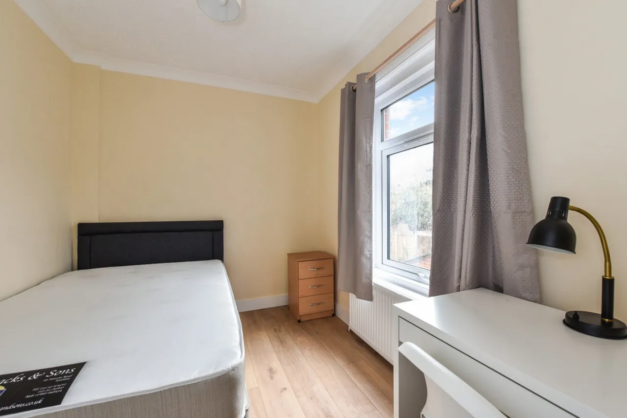 Romsey Road, Winchester, photo 11