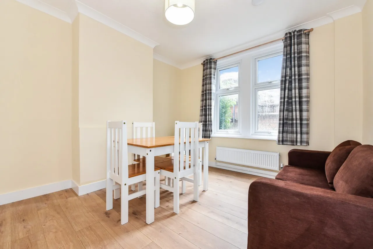 Romsey Road, Winchester, photo 2