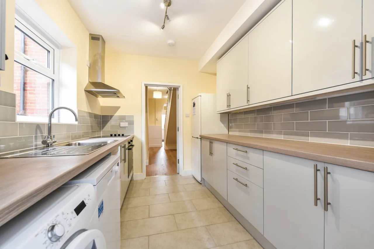 Romsey Road, Winchester, photo 4