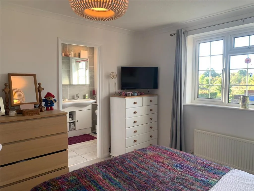 Anstey Brook, Weston Turville, HP22, photo 21