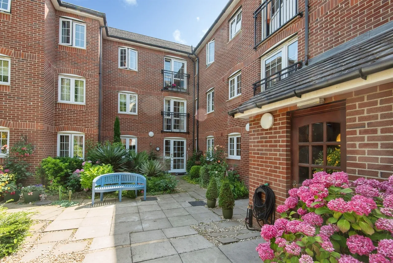 Queen Street, Hitchin, SG4, photo 12