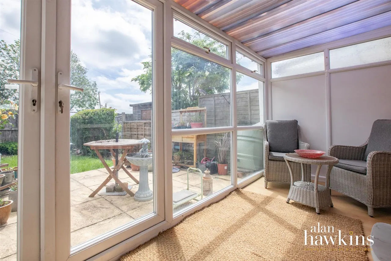 Betjeman Avenue, Royal Wootton Bassett, photo 6