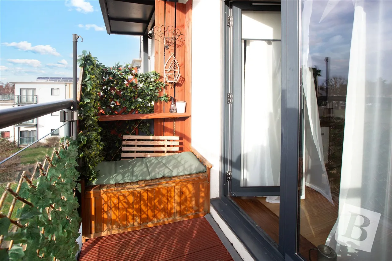 Cottons Approach, Romford, RM7, photo 12