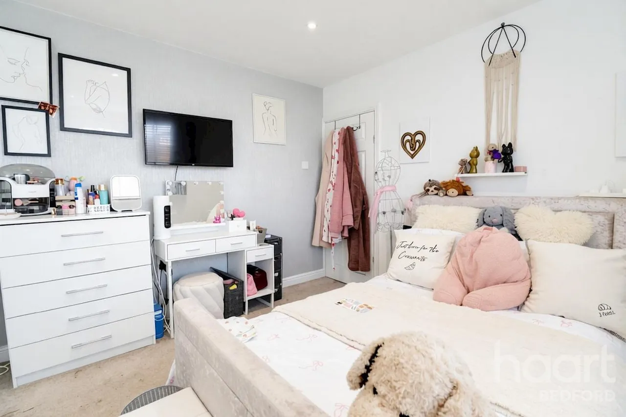 Hatfield Crescent, Bedford, MK41, photo 19