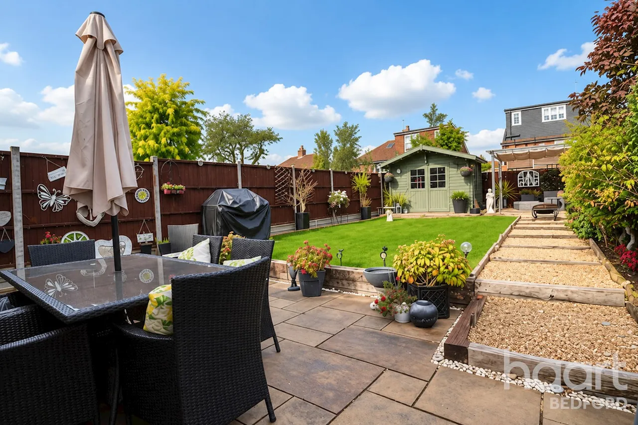 Hatfield Crescent, Bedford, MK41, photo 13
