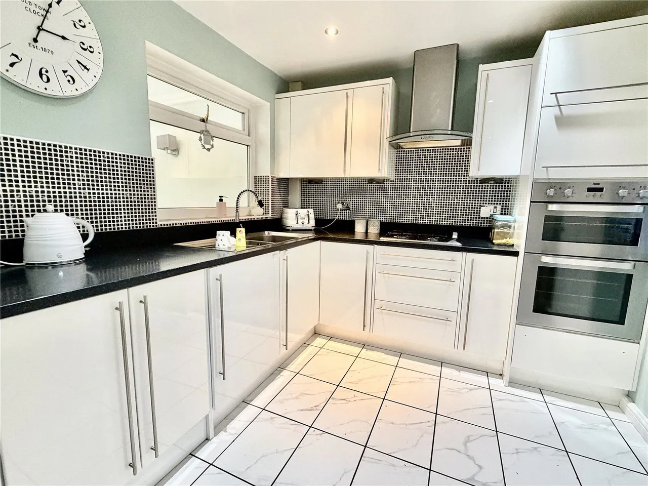 Bader Drive, Hopwood, OL10, photo 5