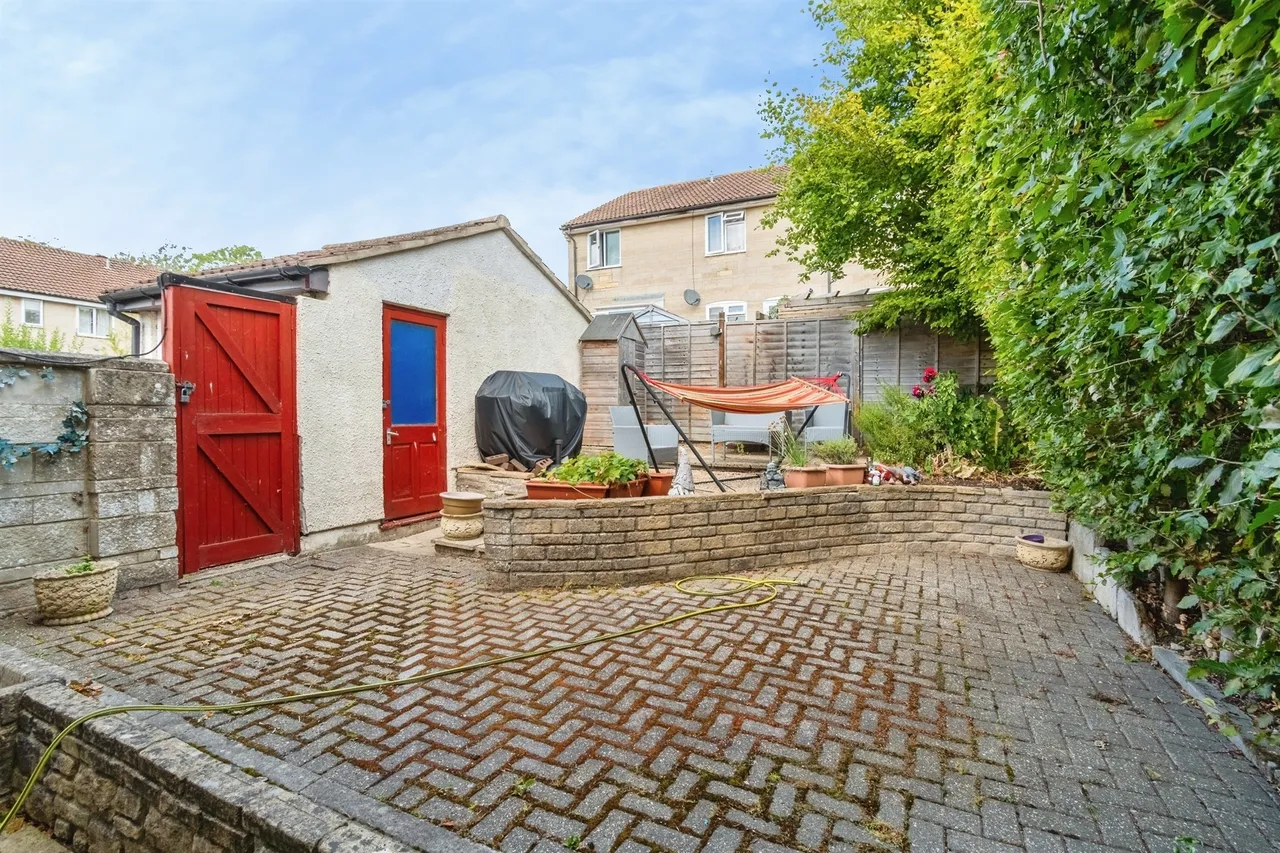 Darcy Close, Chippenham, SN15, photo 10