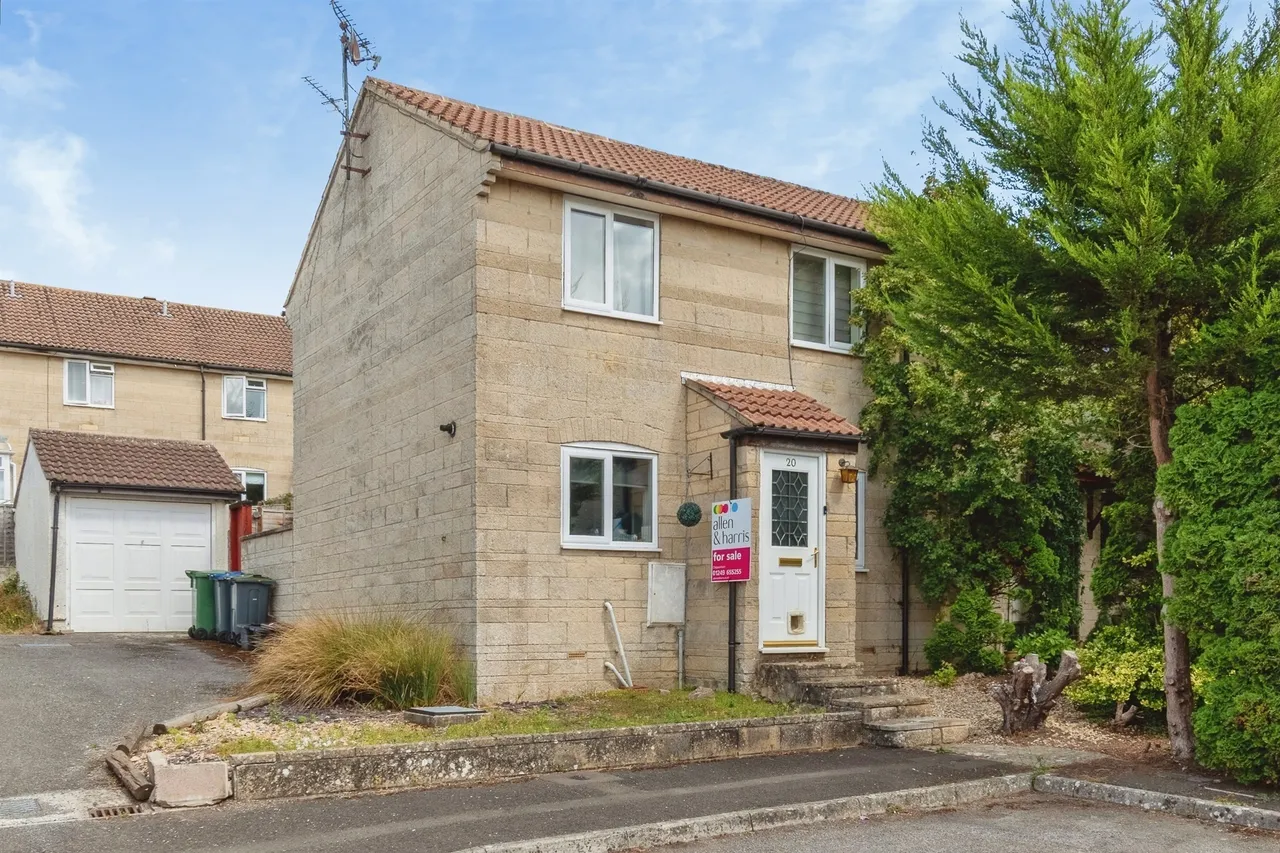 Darcy Close, Chippenham, SN15, photo 13