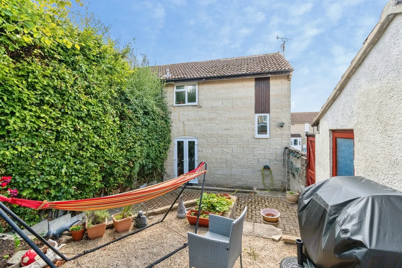 Darcy Close, Chippenham, SN15, photo 12