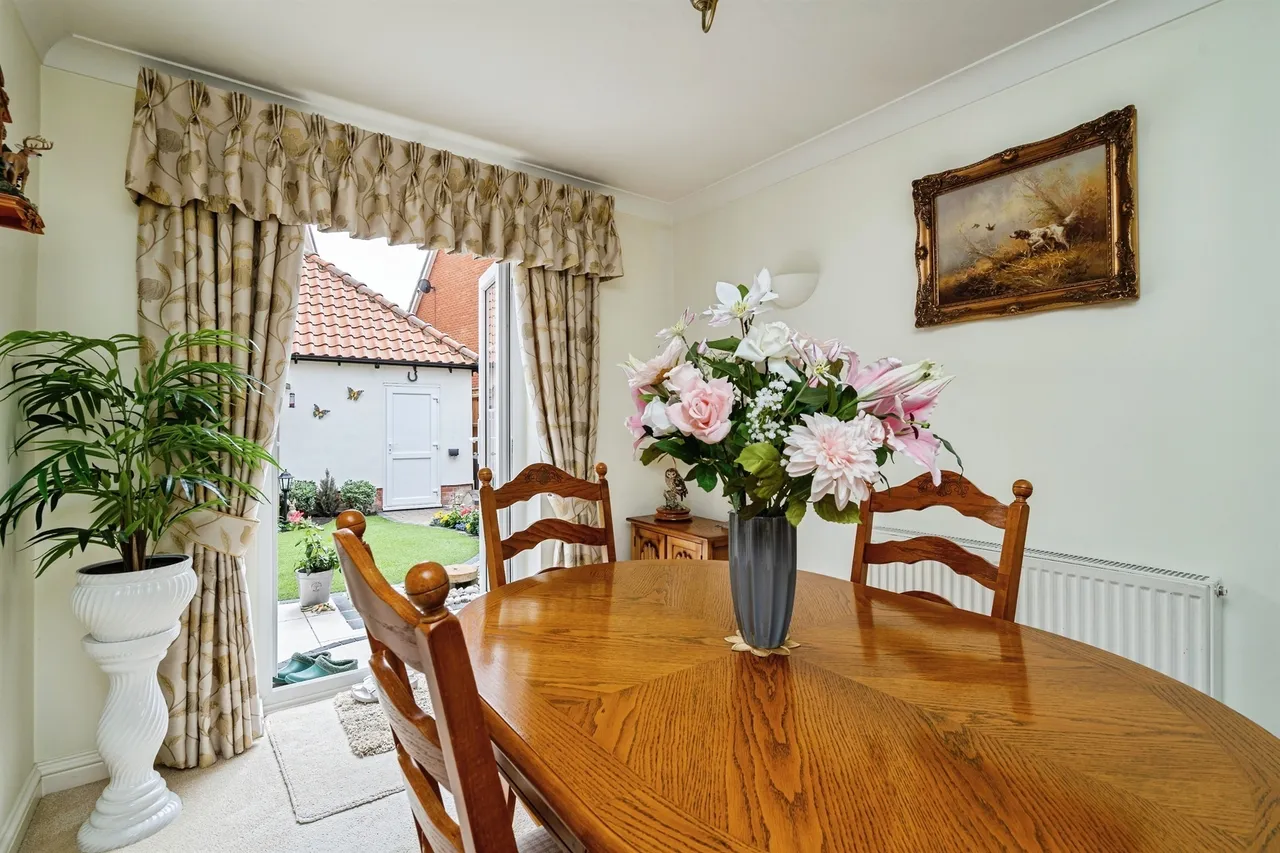 Cherry Tree Close, Yaxley, Eye, photo 5