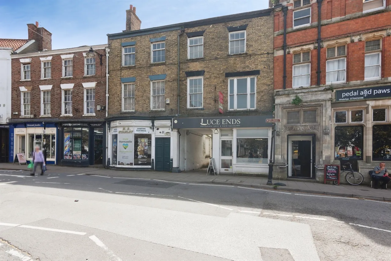 1 bed flat for sale — High Street, Horncastle