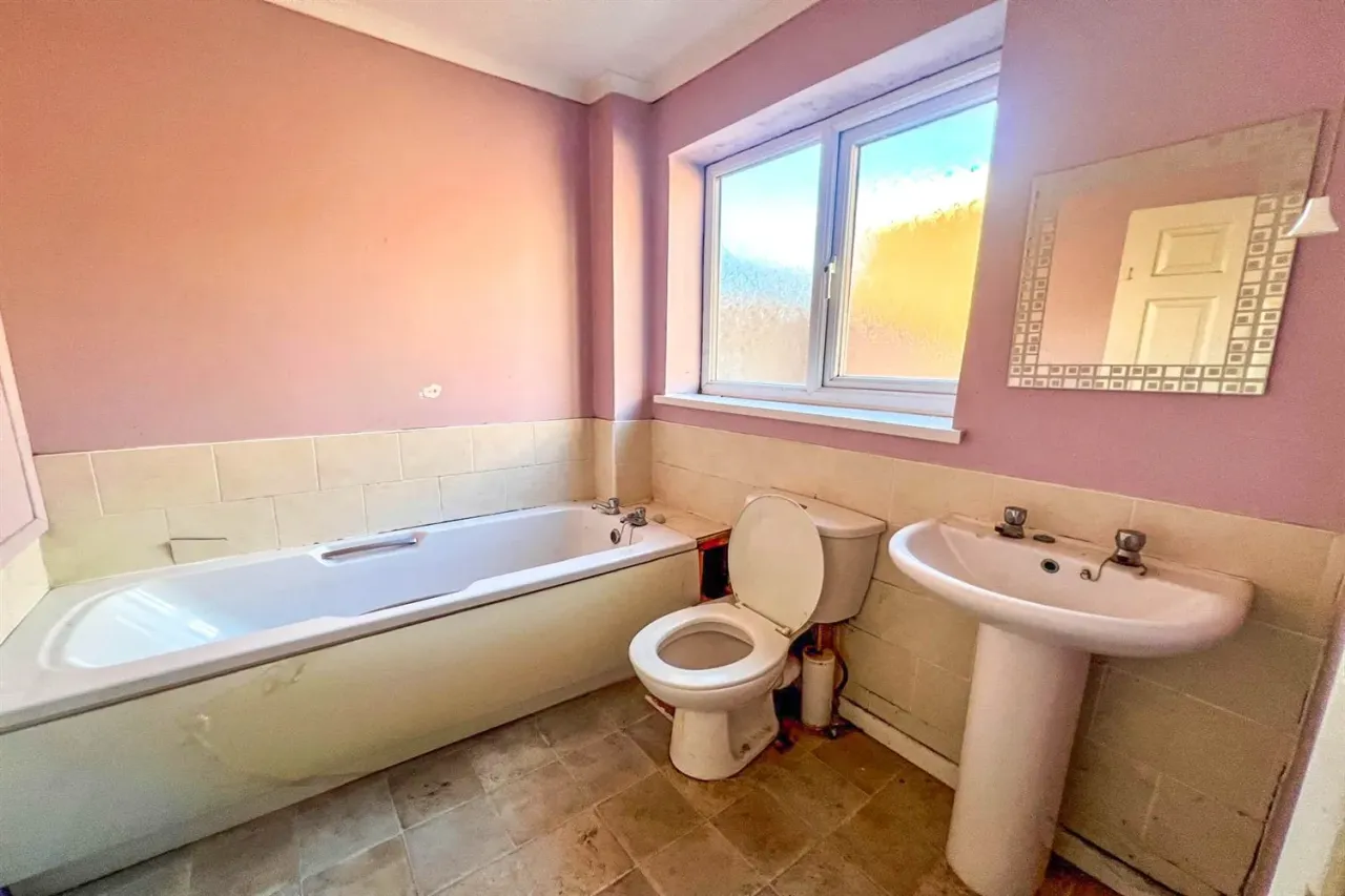 St. Vincent Street, South Shields, NE33, photo 12