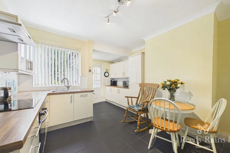Sandy Lane, Worksop, S80, photo 5