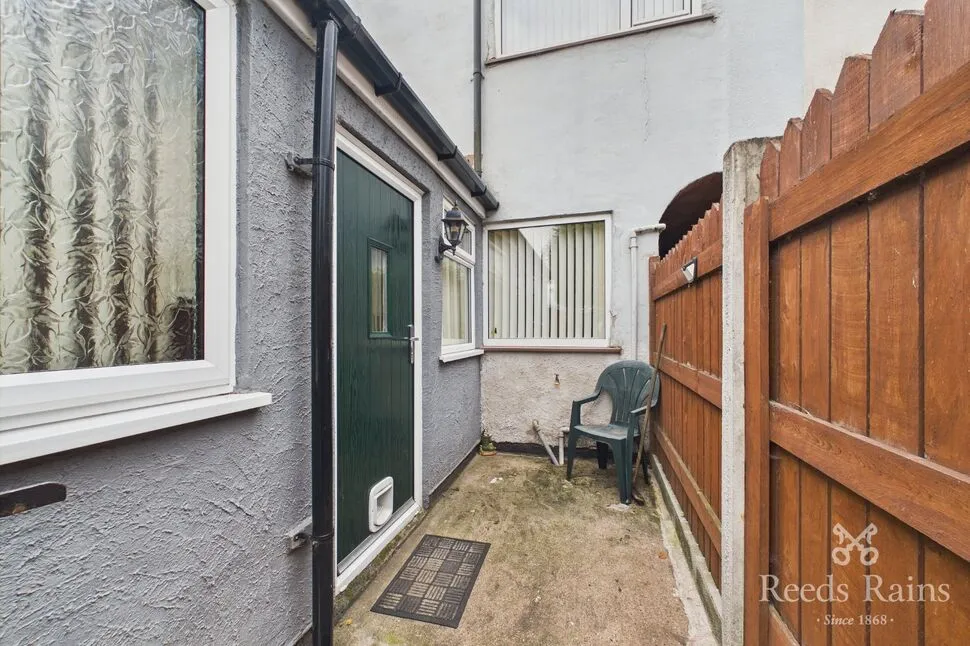 Sandy Lane, Worksop, S80, photo 17