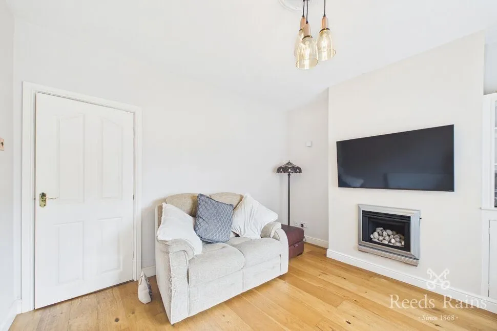 Sandy Lane, Worksop, S80, photo 3