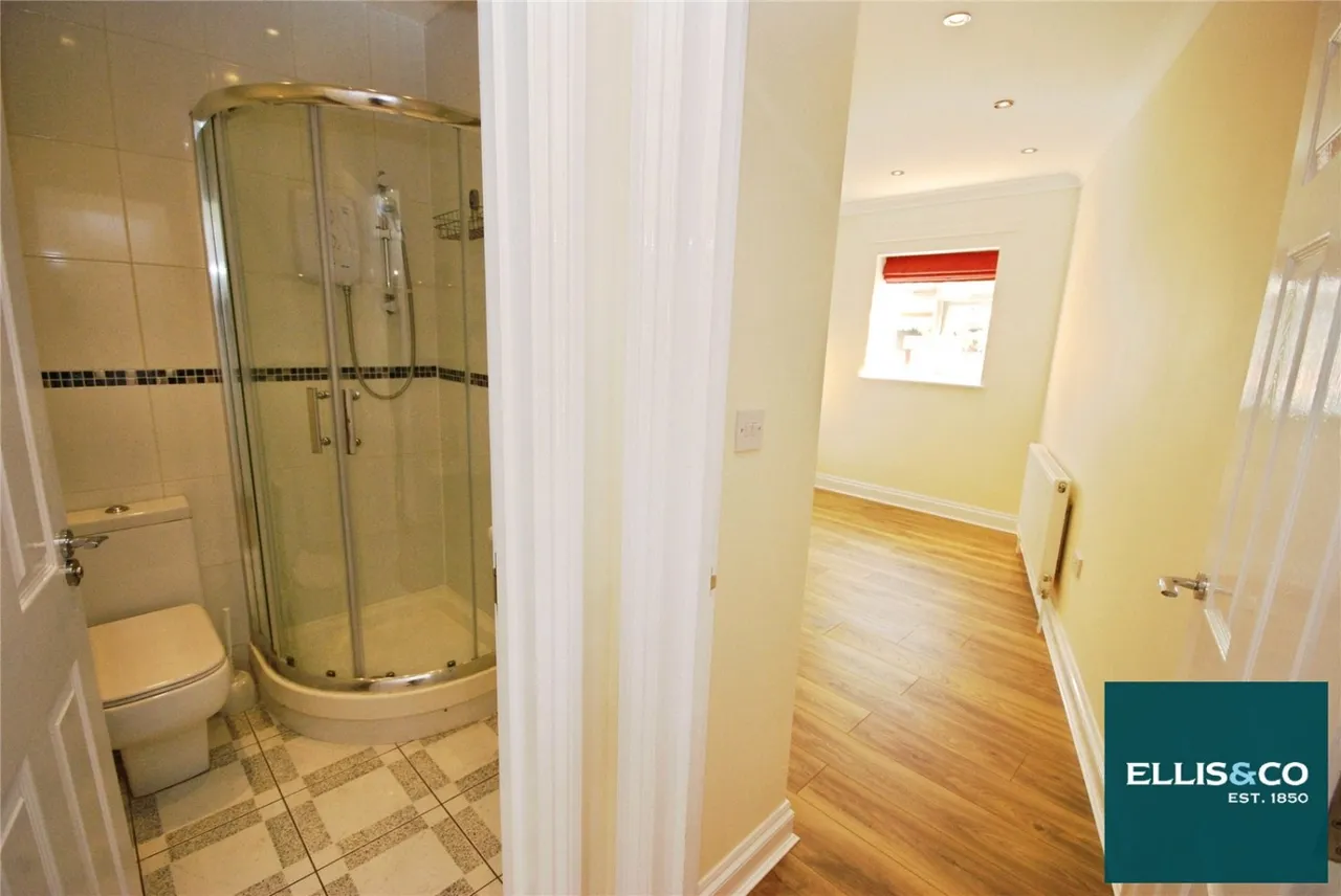 Pennine Drive, Cricklewood, NW2, photo 5