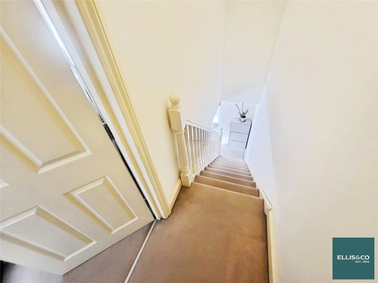 Pennine Drive, Cricklewood, NW2, photo 8