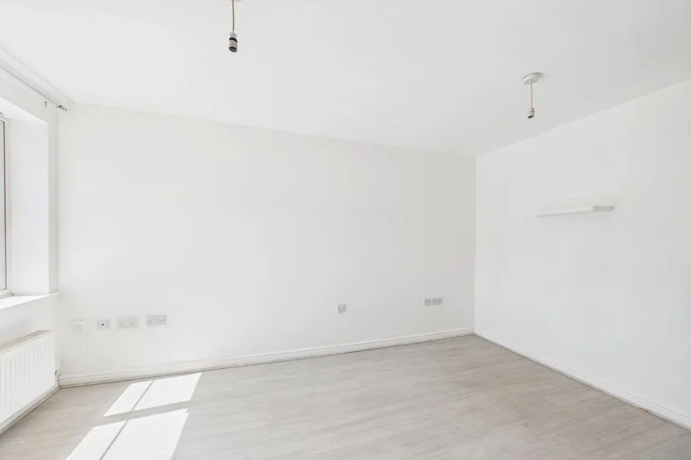 Ash Tree Grove, Leeds, West Yorkshire, LS14, photo 9