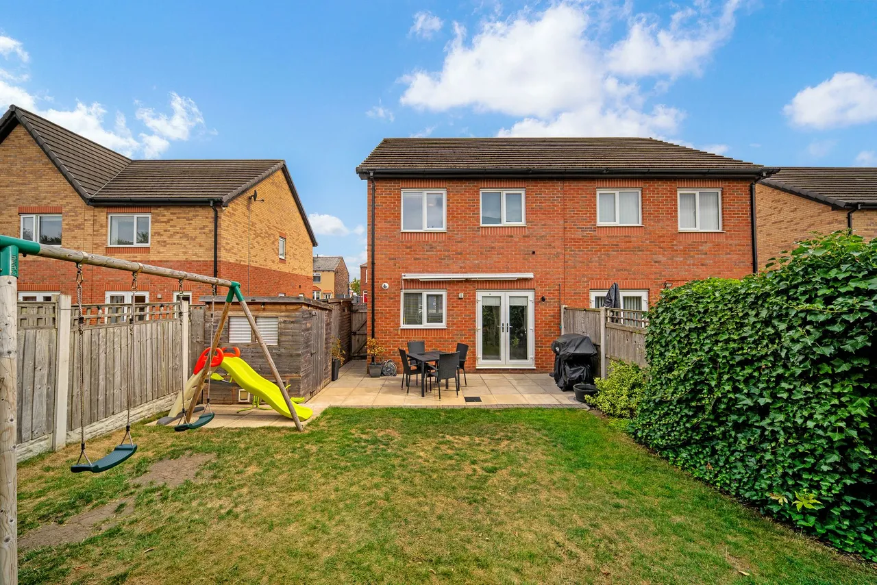 Page Lane, Widnes, Widnes, WA8 0AE, photo 16