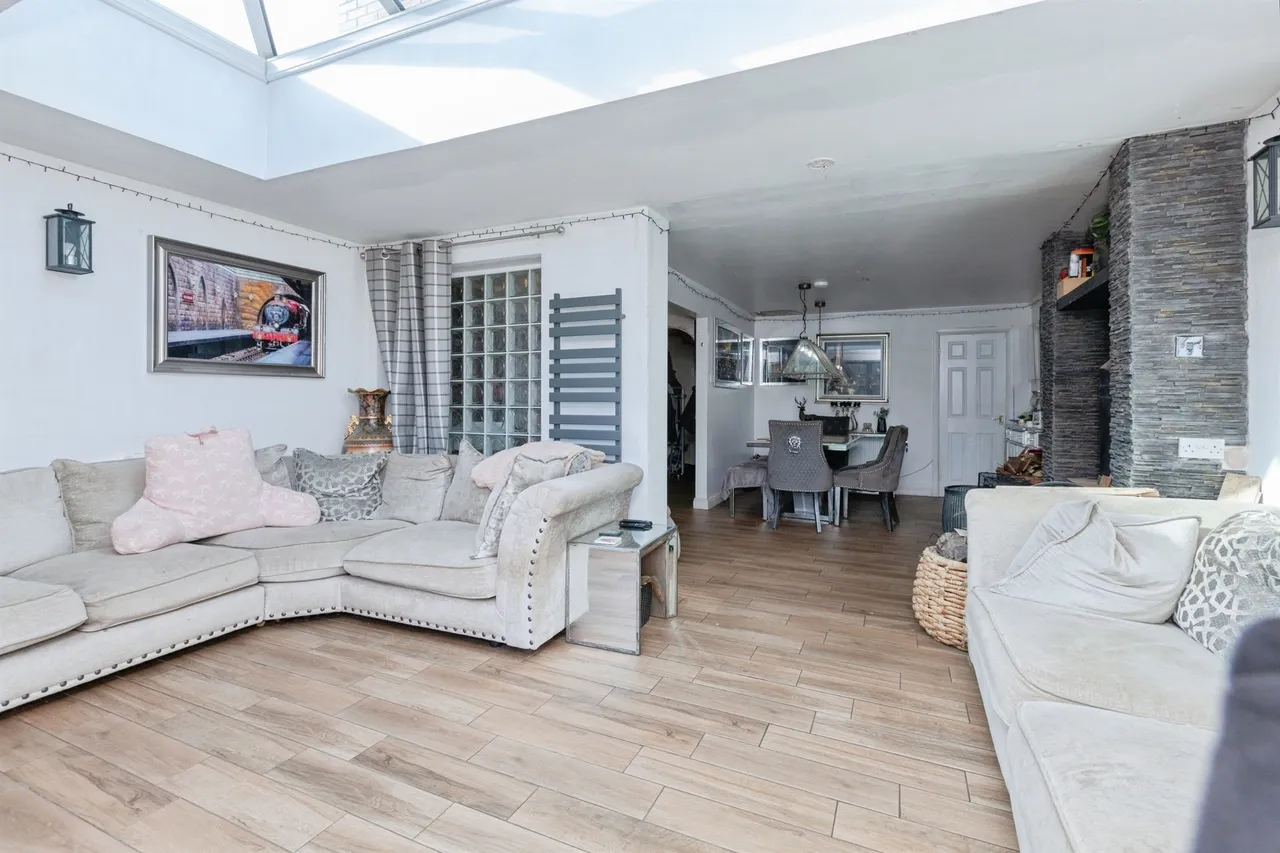 Hurst Road, Hinckley, LE10, photo 8