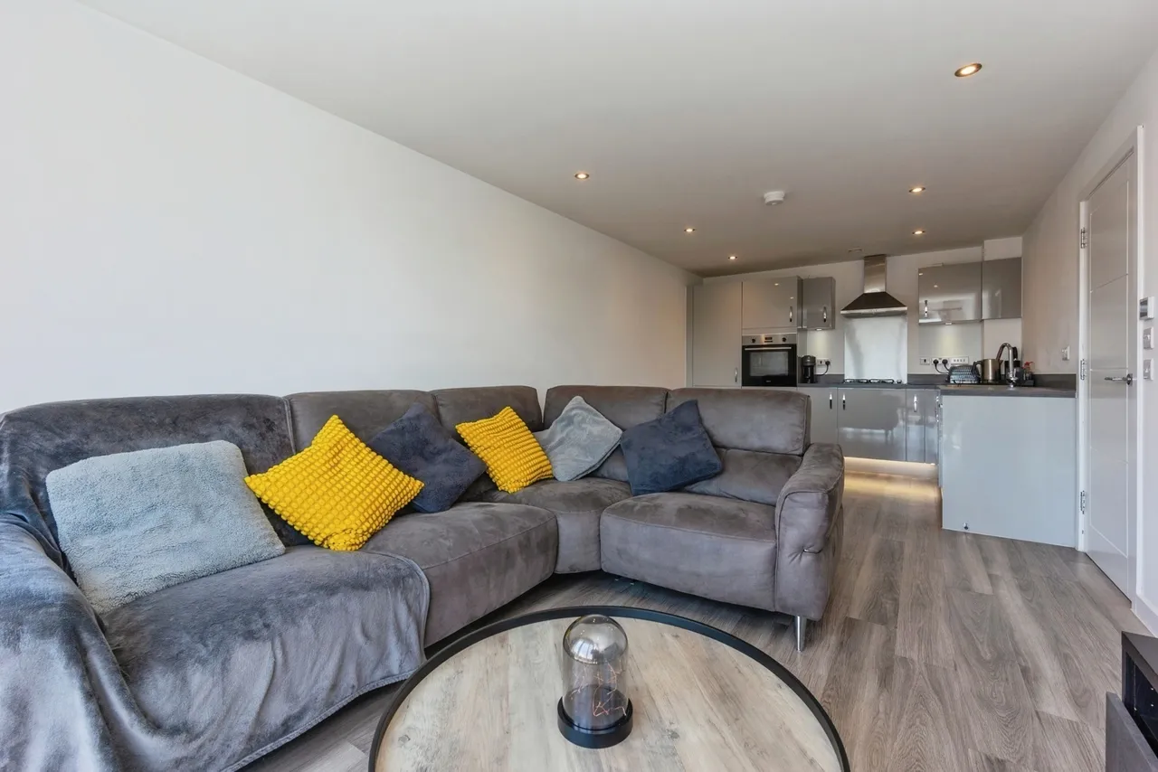 Emmeline Pankhurst Drive, Stretford, Manchester, M32, photo 4